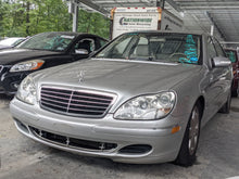 Load image into Gallery viewer, FENDER Mercedes S430 S500 S600 S350 2000 00 2001 01 2002 02 03 04 05 06 Right - NW342266
