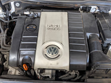 Load image into Gallery viewer, Jack Volkswagen Passat 2008 - NW343559
