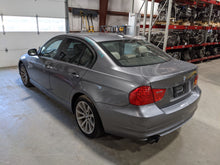 Load image into Gallery viewer, FUSE BOX BMW 128i 135i 323i 328i 335i M1 M3 X1 2008-2014 - NW344024
