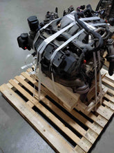 Load image into Gallery viewer, AIR CLEANER BOX ML320 ML350 ML430 ML500 ML55 1998-2005 - NW346930
