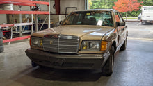Load image into Gallery viewer, AC COMPRESSOR Mercedes 300D 300TD 1975 75 - 85 - NW353687
