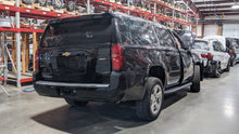 Load image into Gallery viewer, Front Spindle Knuckle  SUBURBAN 1500 2017 - NW359338

