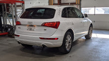 Load image into Gallery viewer, AIR CLEANER BOX Audi Q5 2009 09 2010 10 2011 11 2012 12 - NW358709
