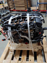 Load image into Gallery viewer, AIR CLEANER BOX BMW 135i 335i 535i M1 07 08 09 10 11 12 13 - NW365049
