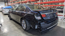 Load image into Gallery viewer, CARRIER ASSEMBLY 535i 535i Gt 740i 740il 10-16 3.08 RATIO AWD - NW365254
