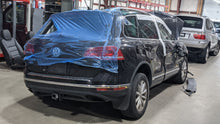 Load image into Gallery viewer, Transfer Case Volkswagen Touareg 2016 - NW366009
