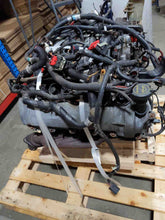 Load image into Gallery viewer, Air Cleaner Box  FORD F150 PICKUP 2005 - NW367719
