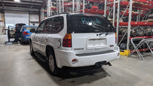 Load image into Gallery viewer, [INVENTORYCAR_YEAR_MAKE_MODEL] TRANSFER CASE - NW368595
