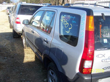 Load image into Gallery viewer, RADIO Honda CR-V 2002 02 2003 03 2004 04 - MM14280
