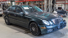 Load image into Gallery viewer, TRANSFER CASE Mercedes-Benz E280 E320 E350 E550 E63 2007 07 - NW376778
