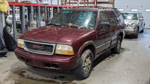 Load image into Gallery viewer, Rear Quarter Glass GMC Envoy 2000 - NW378787
