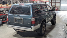 Load image into Gallery viewer, Air Cleaner Box Toyota 4 Runner 1997 - NW380194
