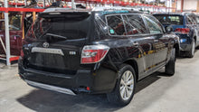 Load image into Gallery viewer, AC CONDENSER Toyota Highlander 2008 08 2009 09 2010 10 - NW381905
