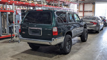 Load image into Gallery viewer, TRANSFER CASE Toyota 4 Runner 2001 01 2002 02 - NW389434
