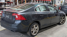 Load image into Gallery viewer, WHEEL RIM S60 V60 14 15 16 17x8 ALLOY - NW466956
