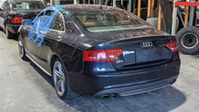 Load image into Gallery viewer, WINDSHIELD WIPER MOTOR Audi A5 RS5 S5 2008-2017 - NW406648
