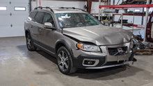 Load image into Gallery viewer, AIR CLEANER BOX Volvo C70 S60 S80 V60 V70 XC60 XC70 2008-2015 - NW391834
