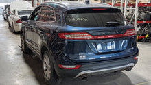 Load image into Gallery viewer, Exterior Door Handle Lincoln MKC 2016 - NW400355
