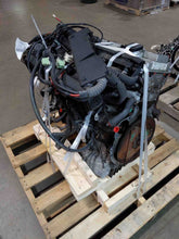 Load image into Gallery viewer, CARRIER ASSEMBLY BMW 323I 328I 325I 92 93 94 95 96 - 99 - NW428102
