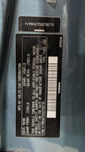 Load image into Gallery viewer, CV AXLE SHAFT Volvo V70 S40 C30 04 05 06 07 08 09 Right - NW392534
