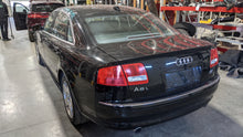 Load image into Gallery viewer, QUARTER GLASS Audi A8 2003 03 2004 04 Right - NW401336
