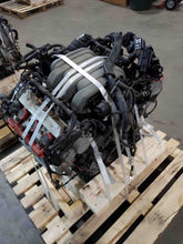 Load image into Gallery viewer, FRONT CV AXLE SHAFT Audi A4 A5 08 09 10 11 12 - NW392124
