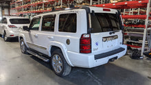 Load image into Gallery viewer, BODY CONTROL MODULE BCM COMPUTER Commander Grand Cherokee 09-10 - NW408979
