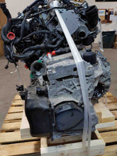 Load image into Gallery viewer, FRONT DOOR GLASS Audi A3 2015 15 2016 16 Right - NW409284
