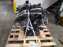 Load image into Gallery viewer, ENGINE Volkswagen Beetle Jetta Rabbit golf 05 06 07 08 09 10 11 2.5L - NW413734
