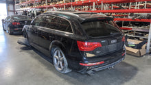 Load image into Gallery viewer, FRONT DOOR GLASS Audi Q7 2013 13 2014 14 2015 15 Left - NW468126
