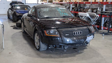 Load image into Gallery viewer, CD Changer Audi TT 2000 00 2001 01 02 03 04 05 06 - NW418087

