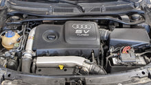 Load image into Gallery viewer, CD Changer Audi TT 2000 00 2001 01 02 03 04 05 06 - NW418087
