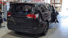 Load image into Gallery viewer, Engine Motor Chrysler Pacifica 2018 - NW573125
