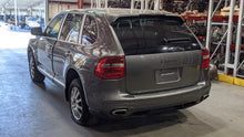 Load image into Gallery viewer, NETWORK CONTROL MODULE COMPUTER Porsche Cayenne 05 06 07 08 - NW418414
