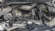 Load image into Gallery viewer, Exterior Door Handle Volkswagen Jetta 2017 - NW422621
