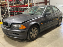 Load image into Gallery viewer, STEERING RACK BMW 325i 2001 01 - NW457989
