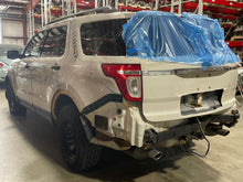 Load image into Gallery viewer, RADIATOR FAN ASSEMBLY Explorer Explorer Sport Trac Flex MKT 10-12 - NW432213
