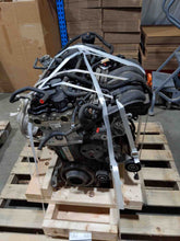 Load image into Gallery viewer, AC COMPRESSOR Beetle Jetta Rabbot 2005 05 06 07 - NW432118
