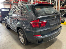 Load image into Gallery viewer, FRONT KNEE BMW X5 07 08 09 10 11 12 13 Right - NW432473
