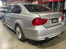 Load image into Gallery viewer, FRONT KNEE 325ci 325i 328i 330ci 330i 330xi 335i 2006-2010 Right - NW482925
