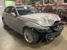 Load image into Gallery viewer, FRONT KNEE 325ci 325i 328i 330ci 330i 330xi 335i 2006-2010 Right - NW482925
