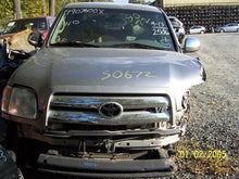 Load image into Gallery viewer, RADIO Toyota Sequoia Tundra 2004 04 2005 05 2006 06 2007 07 - MM485855
