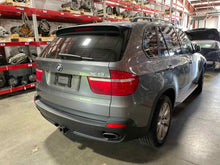 Load image into Gallery viewer, TRANSFER CASE BMW X5 X6 07 08 09 10 11 12 13 - NW434525

