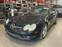 Load image into Gallery viewer, [INVENTORYCAR_YEAR_MAKE_MODEL] RADIATOR - NW434437
