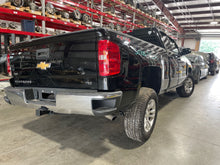 Load image into Gallery viewer, [INVENTORYCAR_YEAR_MAKE_MODEL] WHEEL RIM 18x8-1/2 18x8-1/2, 6 lug, 5-1/2" - NW434880
