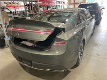 Load image into Gallery viewer, Transfer Case Lincoln MKZ 2017 - NW534825
