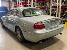 Load image into Gallery viewer, WASHER BOTTLE Jaguar S Type 2005 05 2006 06 2007 07 2008 08 - NW439800
