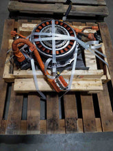 Load image into Gallery viewer, FRONT SPINDLE KNUCKLE Sonata 2011 11 2012 12 2013 13 Right - NW440688

