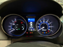 Load image into Gallery viewer, FRONT SPINDLE KNUCKLE Sonata 2011 11 2012 12 2013 13 Left - NW440687
