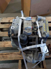 Load image into Gallery viewer, AC COMPRESSOR Volkswagen Jetta Passat A3 TT 2007 07 2008 08 2009 09 - 12 - NW439996
